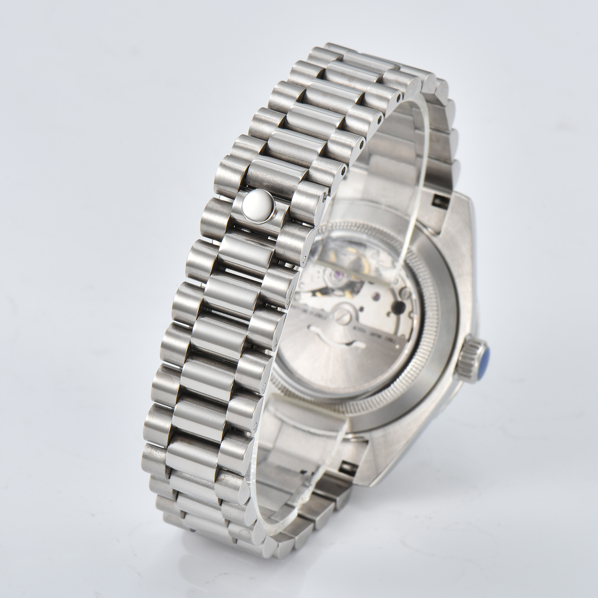 Montre pour hommes créative 40 - Sapphire Crystal Display avis et prix