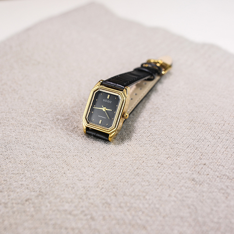 Nouvelle montre classique, vin - Luxury Watch In Hong Kong avis et prix