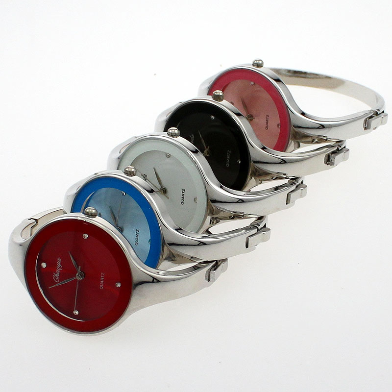 Montre manchette en acier inox - Luxury Watch Kids avis et prix